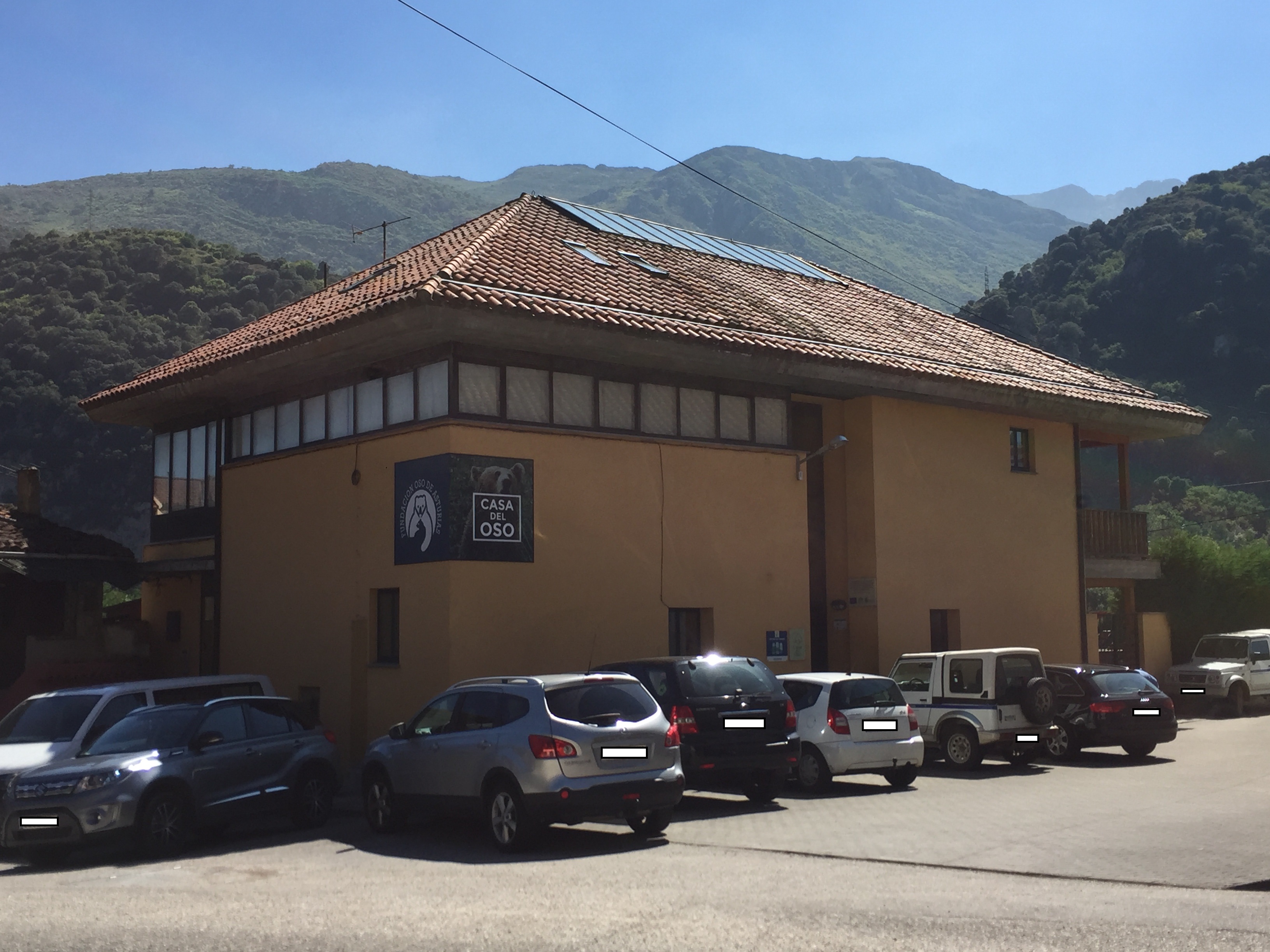 La Casa del Oso estrena cartelería