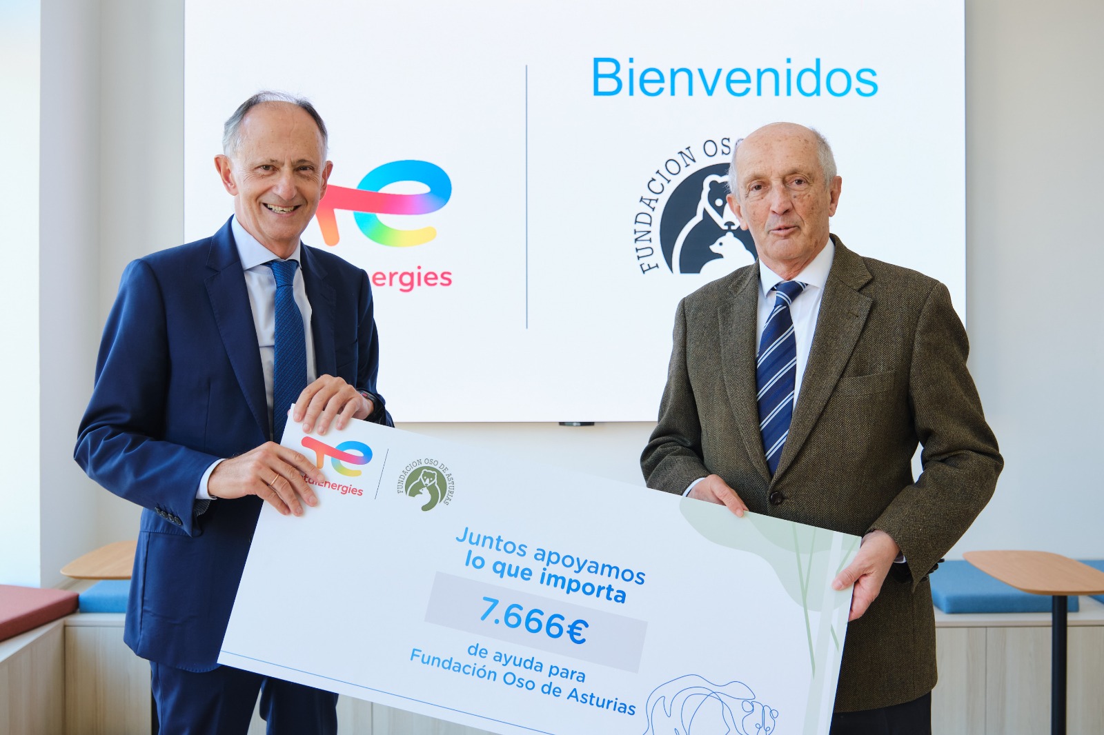 La Fundación Oso de Asturias recibe la primera donación del programa de puntos de TotalEnergies